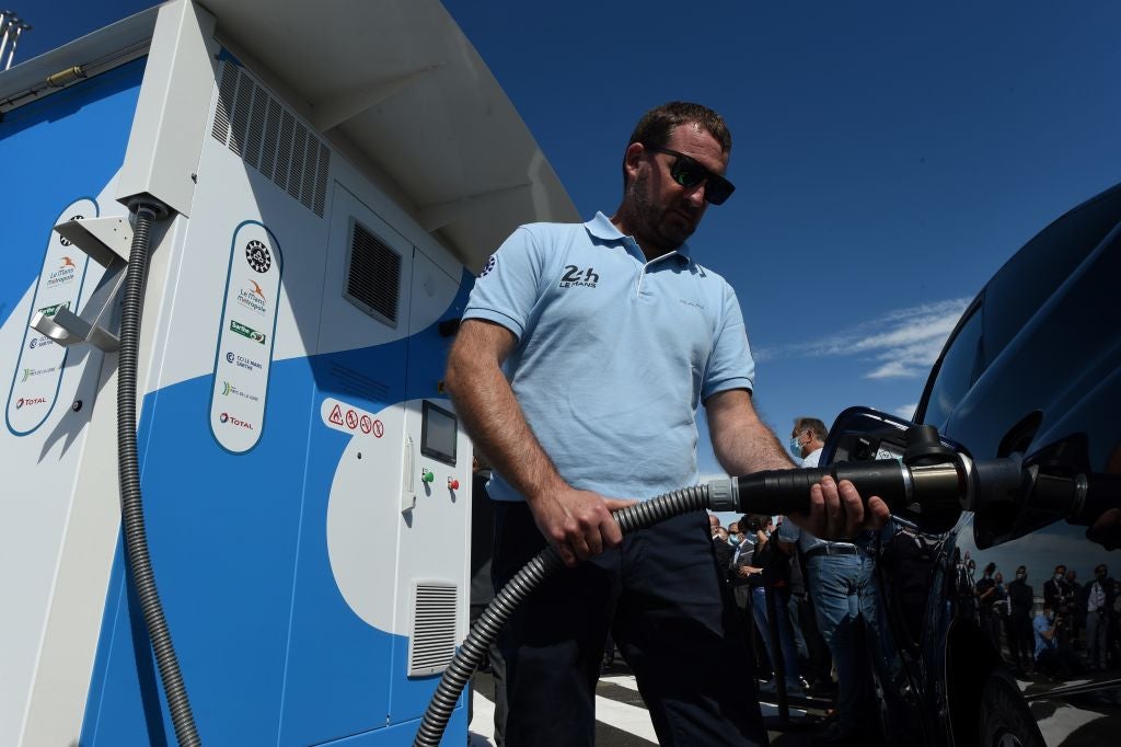 Hydrogen in transport: Game changer or fairy tale?
