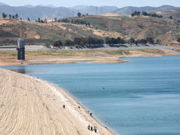 Photo of Weekly data: Why drought in California will keep dirty power plants online for longer