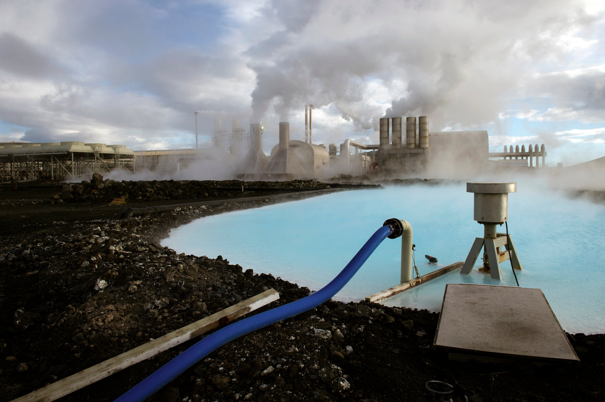 first geothermal power plant