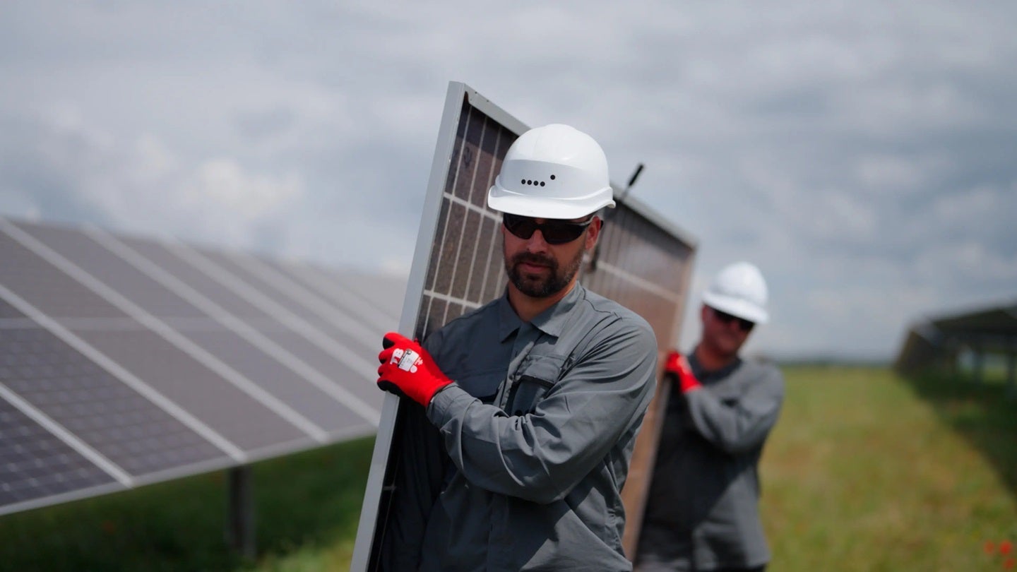 Renewable energy company Zelestra agrees $154m funding with Santander