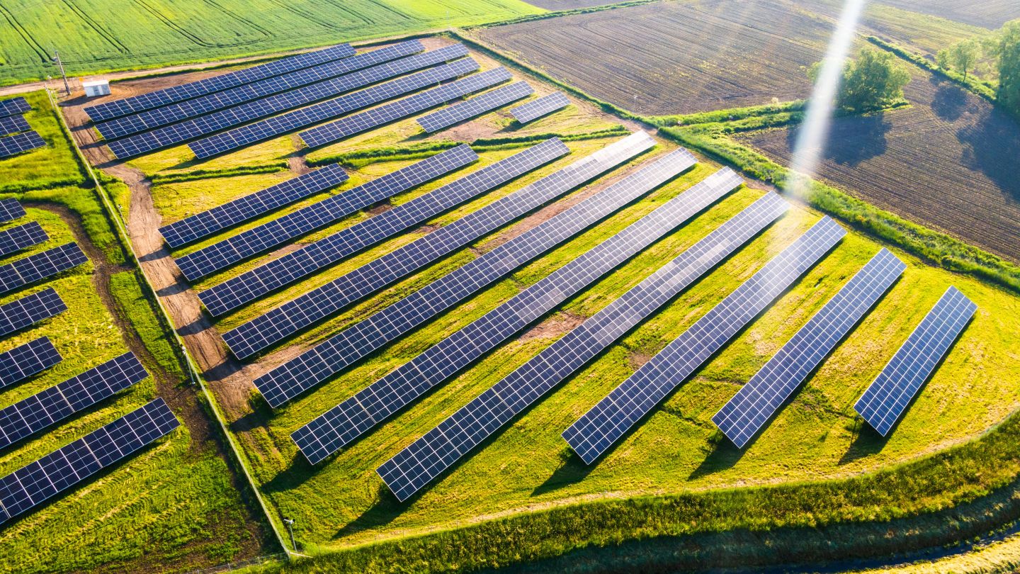 UK Approves 740MW Giant Solar Farm: A Leap Towards Net Zero
